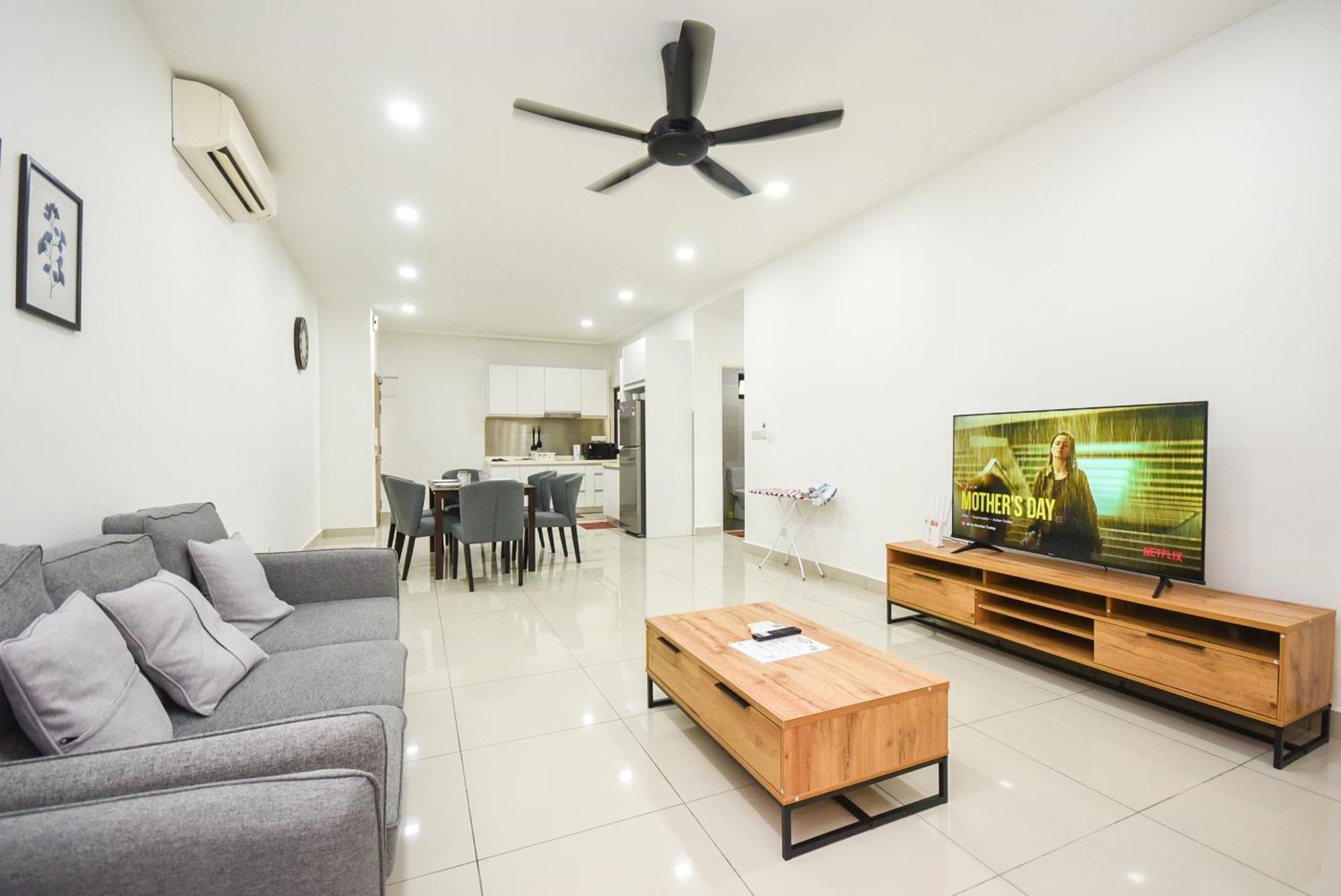 Meridin Medini Suite By Nest Home【Legoland】 Nusajaya  Exterior foto
